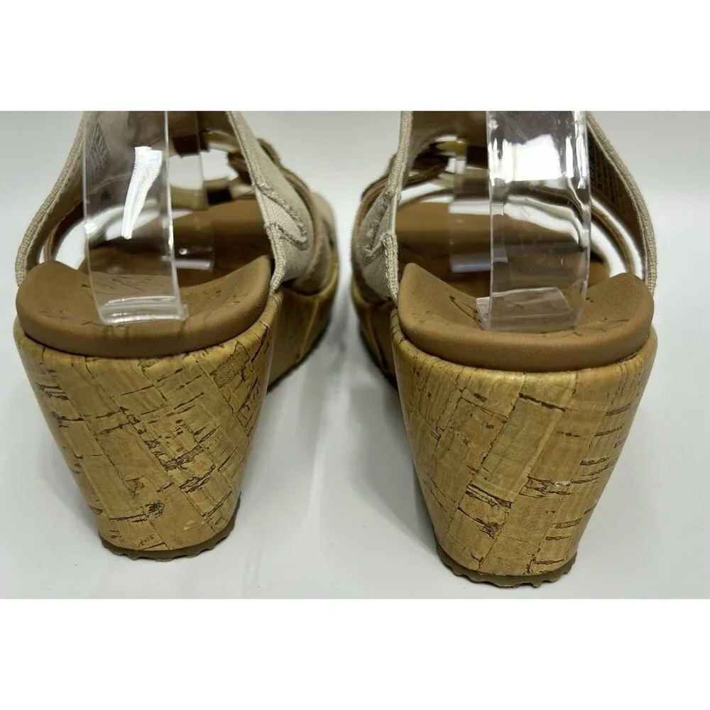 SKECHERS Cali Beverlee Sail Away Wedge Sandals Size 8 Beige Luxe Foam Slip On